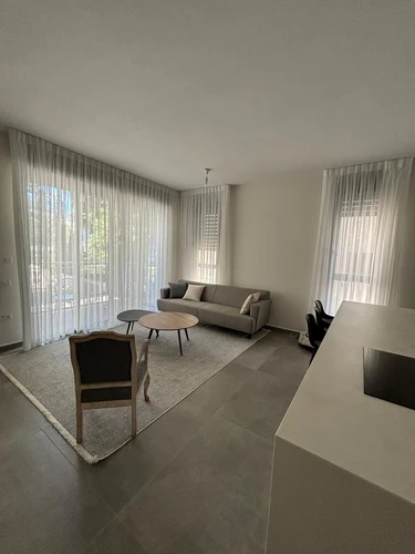 PHOTO-2025-08-23-19-07-27