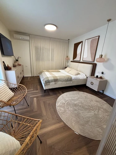 PHOTO-2025-08-21-10-03-04